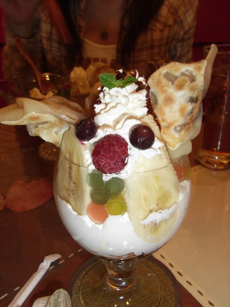 餃子パフェ（写真：ぱくさん提供）