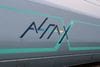 5号車側面の「ALFA-X」ロゴ