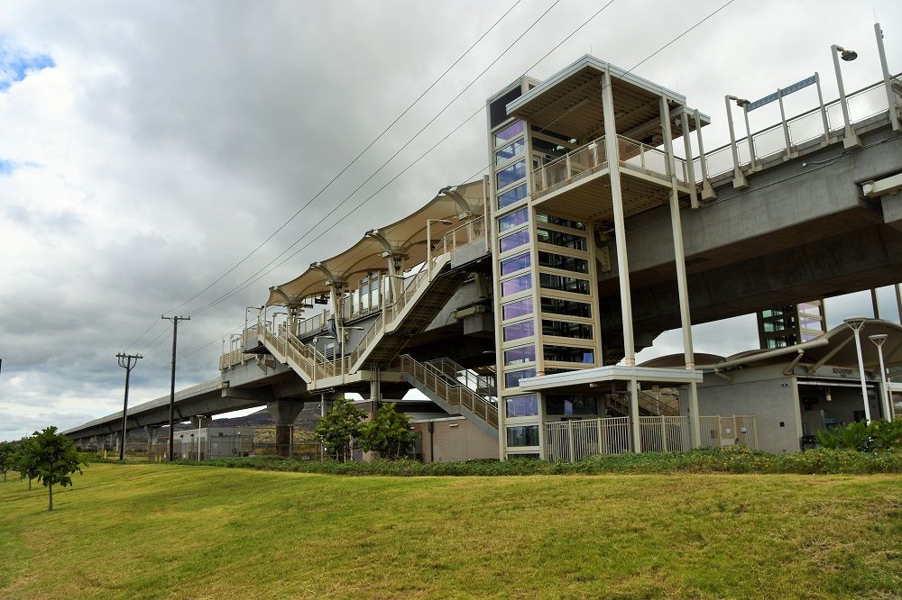 イーストカポレイ駅（記者撮影）