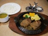 注文の品一式が到着。いざ実食！（筆者撮影） 