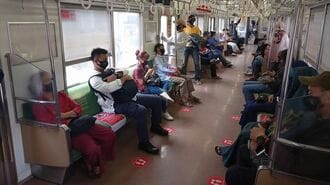 ｢窓開け｣NG､ジャカルタ通勤電車のコロナ対策