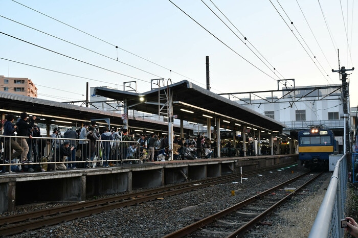 2018年3月に本線を走行した際は茨木駅にも 