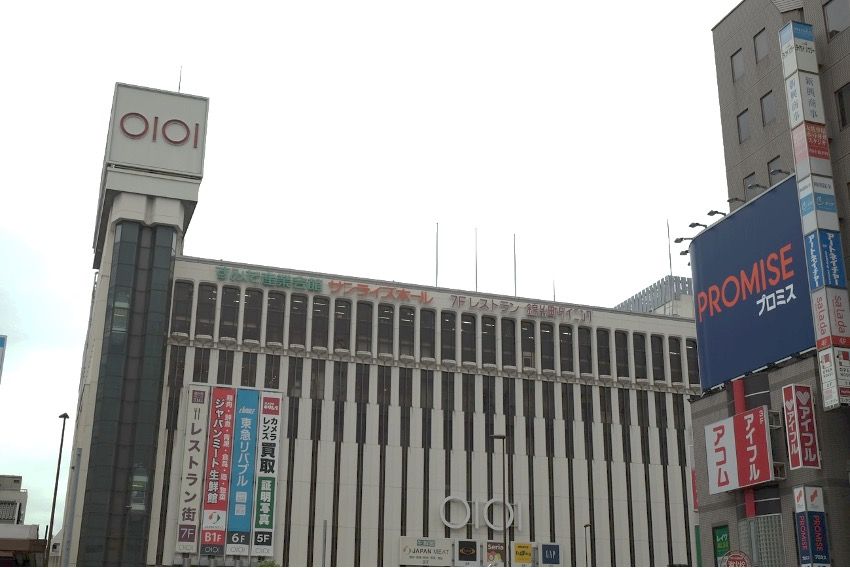 南口駅前にある丸井錦糸町店（筆者撮影）