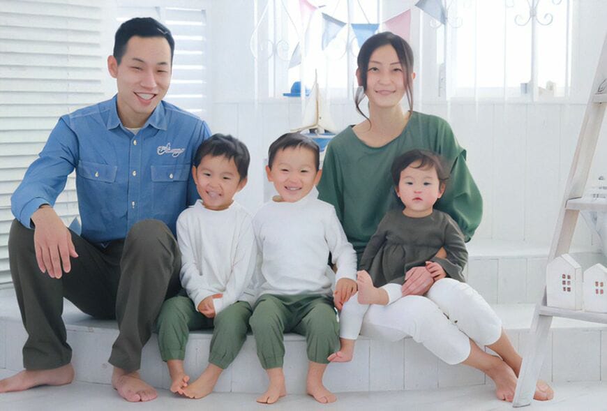 3児の父が手掛ける保育園着のサブスクサービス。メディアで取材された際に「手抜き」「親失格」との声まででたが、何を思うのか