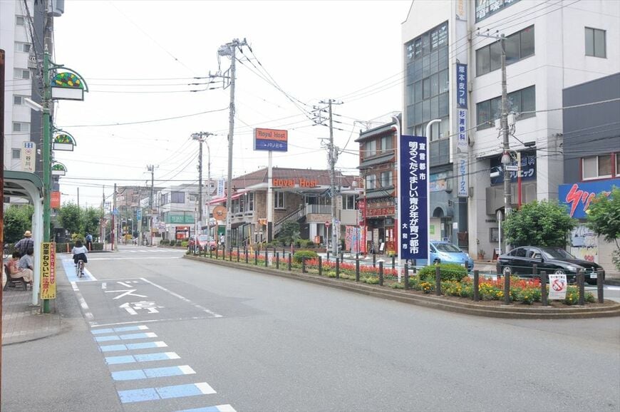 南林間 やまと根岸通り