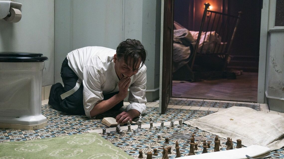 『ナチスに仕掛けたチェスゲーム』（© 2021 WALKER+WORM FILM, DOR FILM, STUDIOCANAL FILM, ARD DEGETO, BAYERISCHER RUNDFUNK）（東洋経済オンライン読者向けプレミアム試写会への応募はこちら）