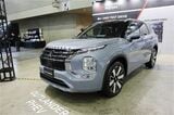 三菱のアウトランダーPHEV（筆者撮影）