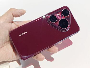 レッド スマートフォン デュアルカメラ ファーウェイが世界初デュアル切り替え望遠カメラスマホ。日本発売予定