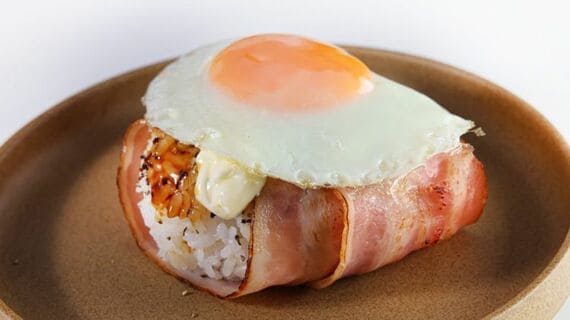 トライアル 炙りベーコンエッグおにぎり