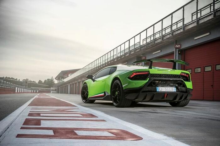 ランボルギーニ ウラカン ペルフォルマンテ｜Lamborghini Huracan Performante