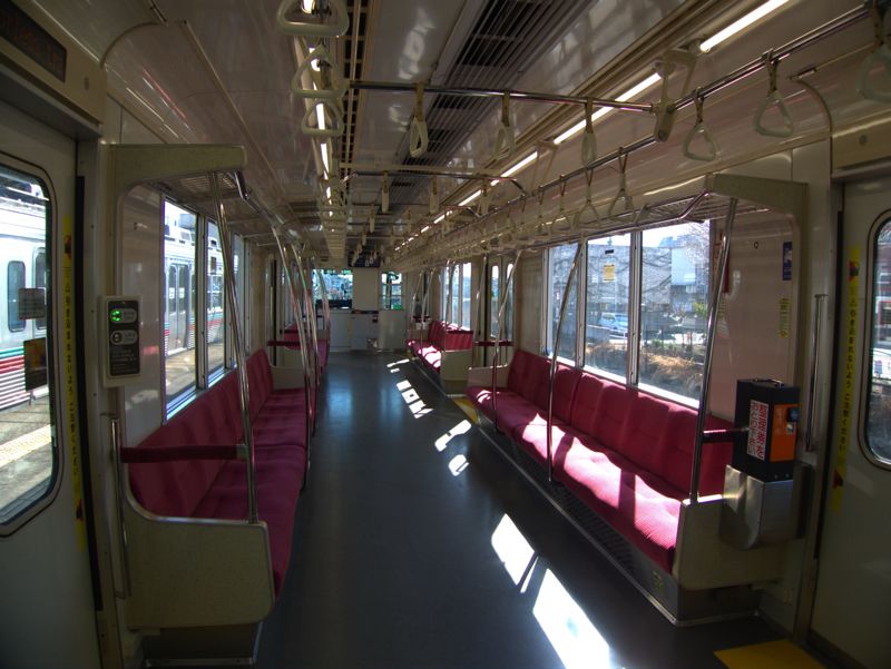 800形の車内（筆者撮影）