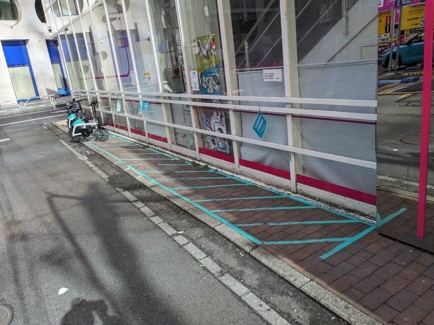 ダイソーセンター街店の横にあるポート