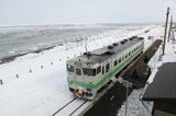 釧網本線の北浜駅に停車するキハ40形（撮影：南正時）