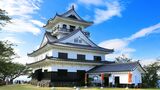 館山城には、滝沢馬琴の著書『南総里見八犬伝』の資料が展示されている（写真：TAKEZO／PIXTA）