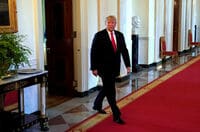 トランプ大統領､SNSの利用制限は｢危険だ｣ ｢彼らは非常に危険な決定をしている｣