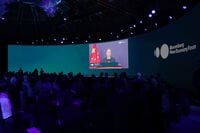 キッシンジャー｢衝突回避に向け良いスタート｣ 人類存続には技術大国間の衝突が起きてはならぬ