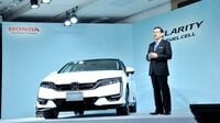 ホンダの燃料電池車､トヨタ車との違いは？ 量産体制では遅れ､他車種への展開に可能性