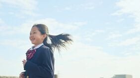 白血病発症から8年。娘たちは治療で苦しむ母を見ていた。｢転んでもただでは起きない｣精神を引き継いだ娘たちの進路