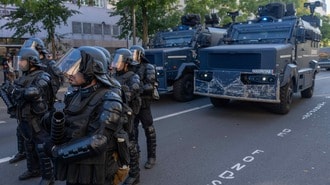 フランス公的債務危機はどんな顛末をたどるのか
