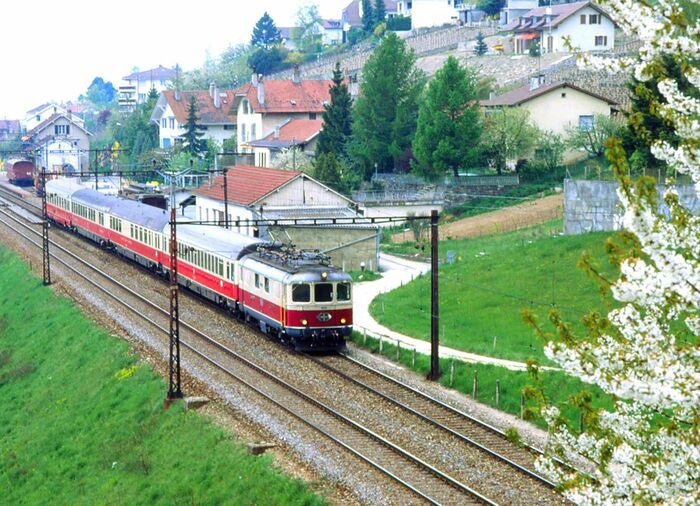 スイスに乗り入れた「ラインゴルト」