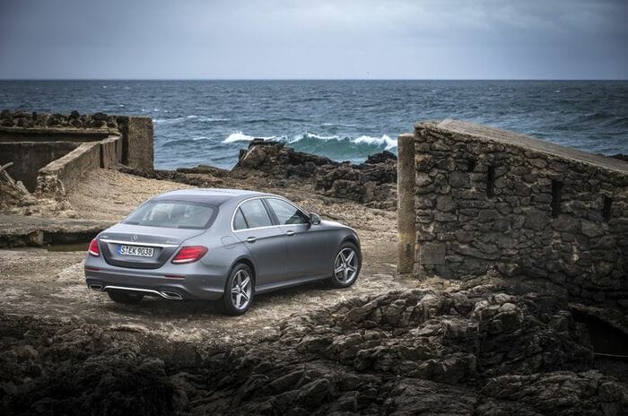 メルセデス・ベンツ E400 4マチック｜Mercedes-Benz E400 4MATIC