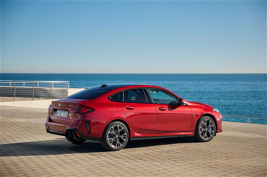 BMWの新型「2シリーズ グランクーペ」（写真：BMW）