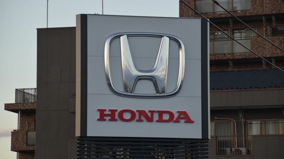 ホンダの社員の平均年齢は44.7歳(2023年3月末)。1980年代はトヨタ自動車、日産自動車よりも平均年齢は若かったが、今では3社でも最も高齢化が進んでいる(記者撮影)