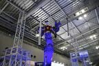 高所作業をする様子