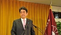 それでもすきま風の安倍･オバマ ほど遠い個人的信頼関係