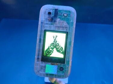 欧米Z世代に広がる｢ガラケー｣ブームは来るか？ デジタルデトックスを