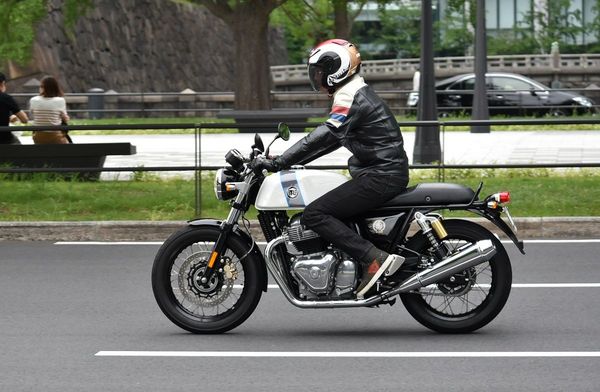 ロイヤルエンフィールド 新型バイクの正統進化 2輪車 東洋経済オンライン 経済ニュースの新基準