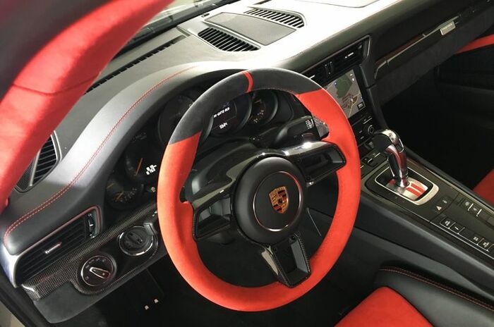 ポルシェ 911 GT2 RS｜Porsche 911 GT2 RS
