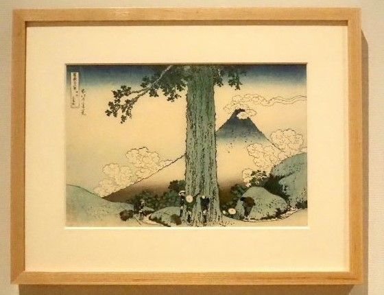 葛飾北斎「冨嶽三十六景 甲州三島越」すみだ北斎美術館蔵（前期展示）展示風景（撮影：小川敦生）