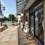 ピースカレーのある通り（著者撮影） 