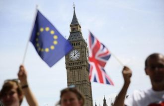 英国のEU残留･離脱派がキャンペーンを再開