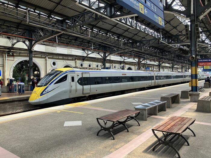 クアラルンプール駅に停車するETS
