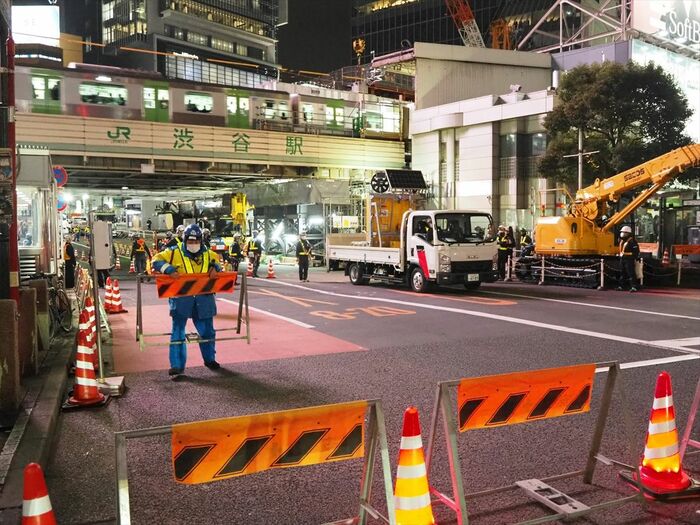 工事のため通行止めになった宮益架道橋付近