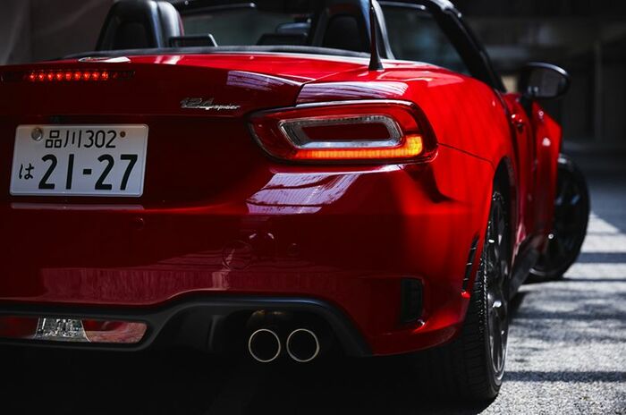 アバルト124スパイダー｜ABARTH 124 spider