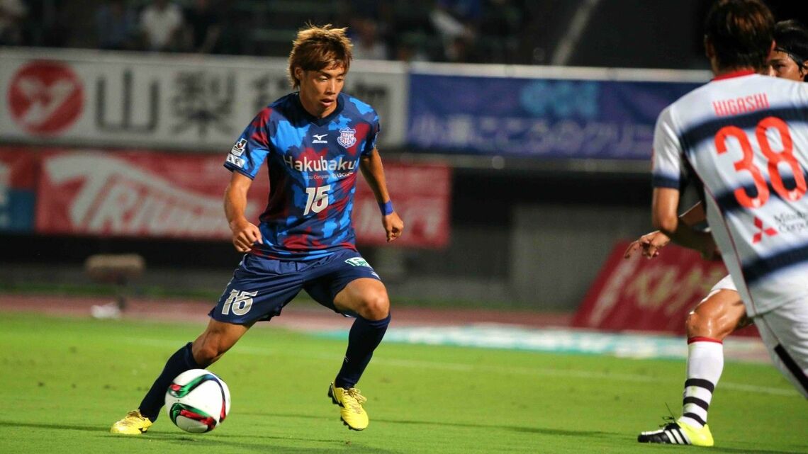伊東純也選手は神奈川大学を卒業後、ヴァンフォーレ甲府でプロ生活のキャリアをスタートさせた（写真：ヴァンフォーレ甲府）