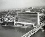 1969年の竣工直前のOMM（写真：京阪建物）