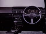 1987年発売、日産自動車「セドリック/グロリア」（写真：日産自動車）