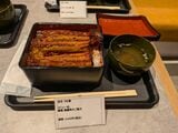 うなぎも食べられる（筆者撮影）