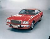 1975年発売の初代コスモAP