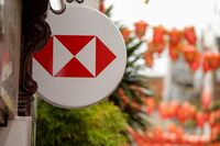 HSBCが中東富裕層1000人との関係を解消する理由
