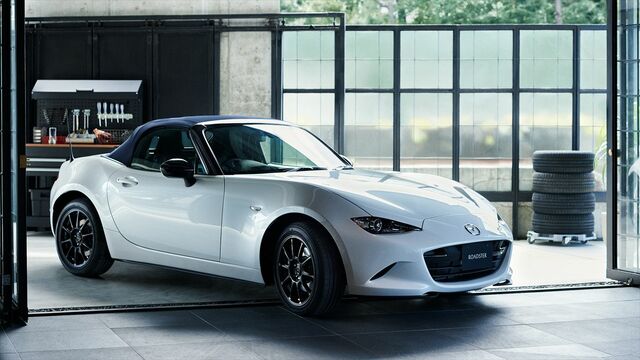 マツダ Rx 7 パーツ復刻 今は旧車がアツい トレンド 東洋経済オンライン 社会をよくする経済ニュース