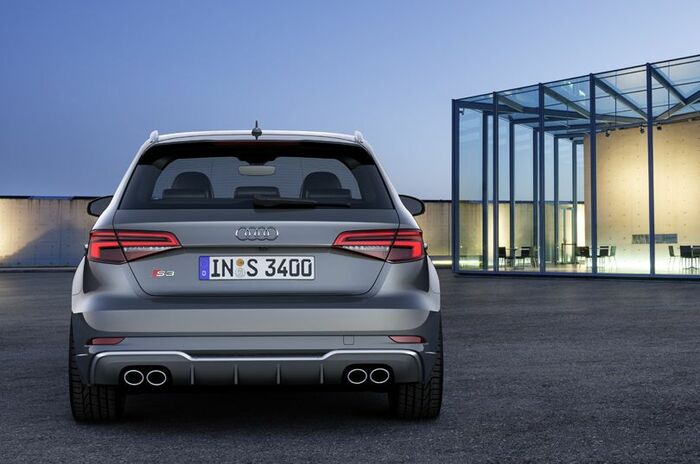 アウディ S3 スポーツバック｜Audi S3 Sportback