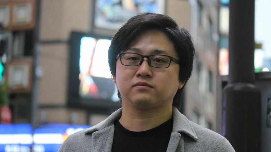 重量級の単行本を3冊出してきた國友さんだが、これからどのような仕事をしていきたいと思っているのだろうか（筆者撮影）