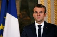 フランス､｢ガソリン車は販売停止｣の衝撃度 マクロン新政権が放つ環境政策の一環