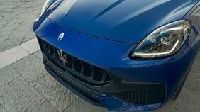 ワインで言えば｢ランブルスコ｣､マセラティの新型SUV｢グレカーレ･トロフェオ｣は多彩なラインナップの真打か？