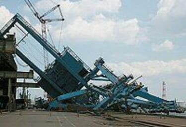 住友金属鹿島製鉄所、津波被害から驚異の猛スピード復旧 | 企業戦略